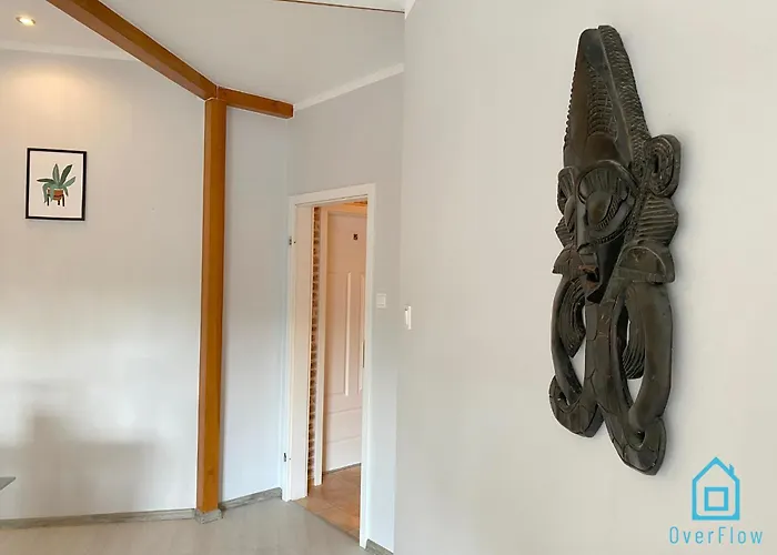 Umbrella Room